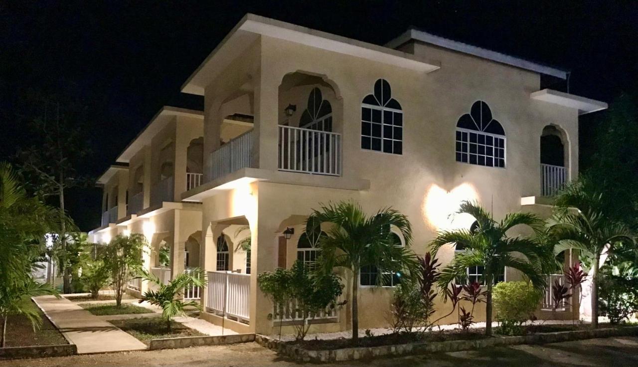 Sommerville Resorts نيغريل المظهر الخارجي الصورة