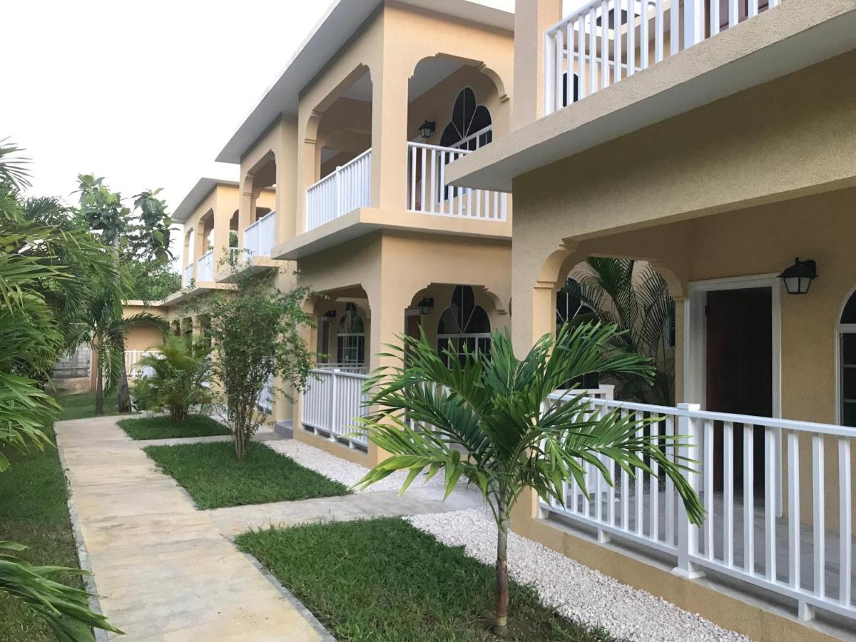 Sommerville Resorts نيغريل المظهر الخارجي الصورة