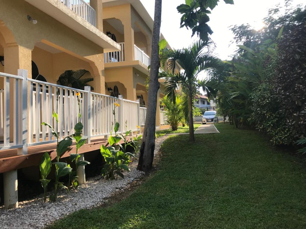 Sommerville Resorts نيغريل المظهر الخارجي الصورة